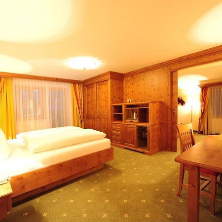 Hotel Max 瑟弗浩斯 外观 照片