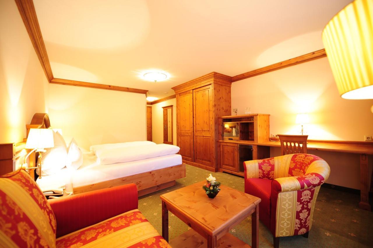 Hotel Max 瑟弗浩斯 外观 照片