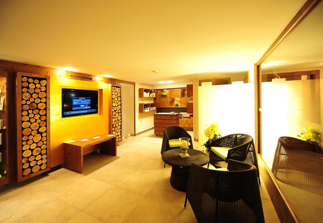Hotel Max 瑟弗浩斯 外观 照片