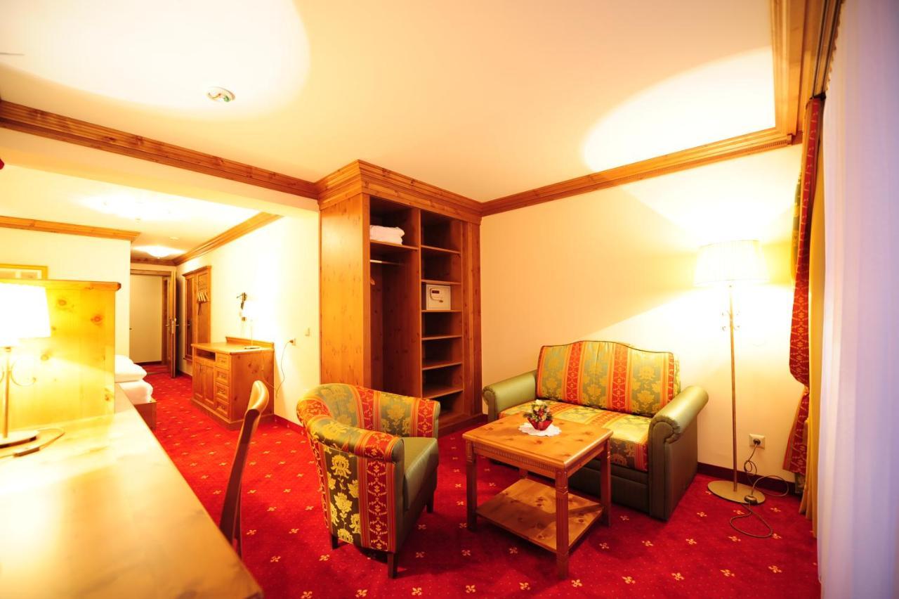 Hotel Max 瑟弗浩斯 外观 照片