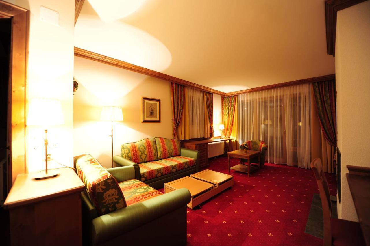 Hotel Max 瑟弗浩斯 外观 照片