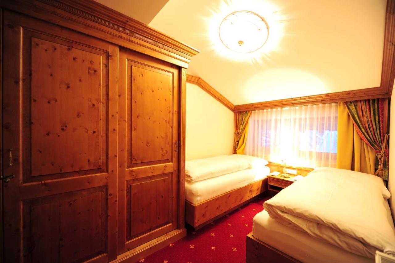 Hotel Max 瑟弗浩斯 外观 照片