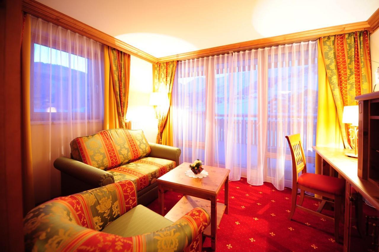 Hotel Max 瑟弗浩斯 外观 照片