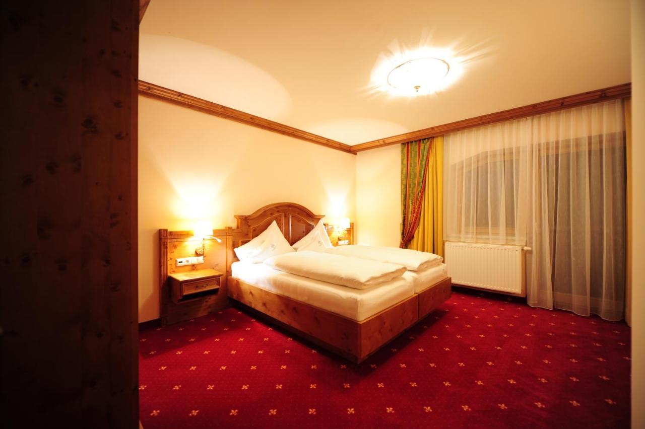 Hotel Max 瑟弗浩斯 外观 照片